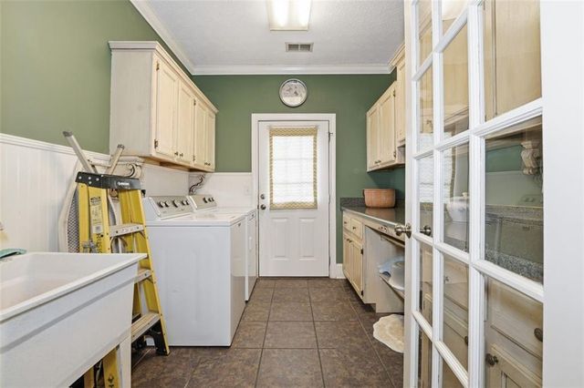 35 Maple Valley Drive, Villa Rica, GA 30180