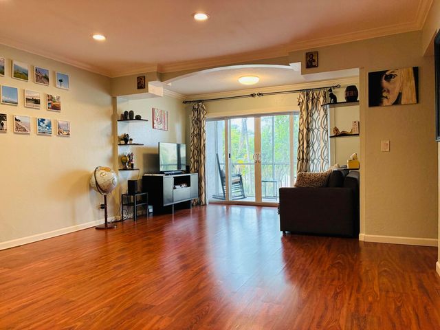 505 Spencer Drive NW 112, West Palm Beach, FL 33409