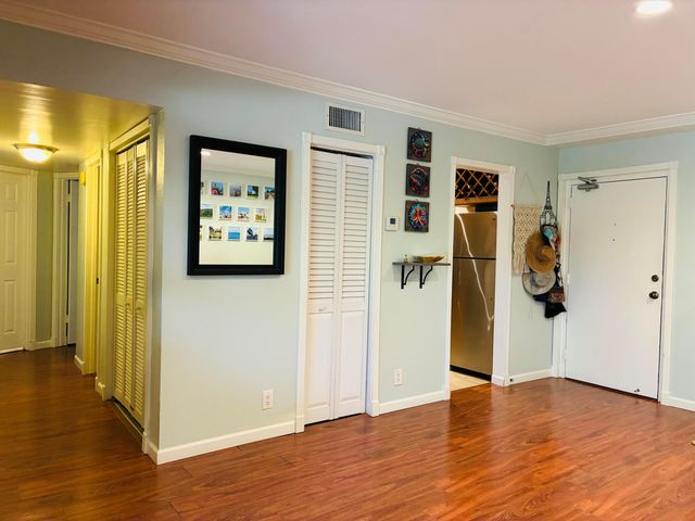 505 Spencer Drive NW 112, West Palm Beach, FL 33409