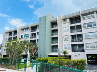 505 Spencer Drive NW 112, West Palm Beach, FL 33409