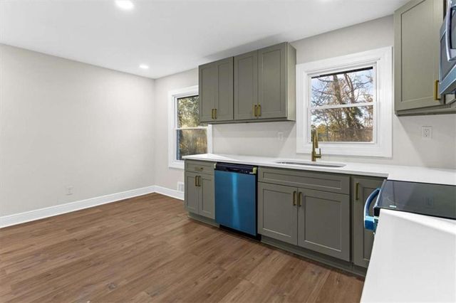 3658 Brookcrest Cir, Decatur, GA 30032