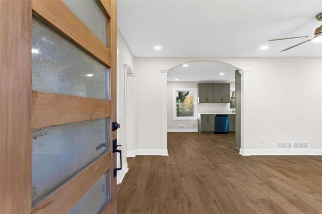 3658 Brookcrest Cir, Decatur, GA 30032