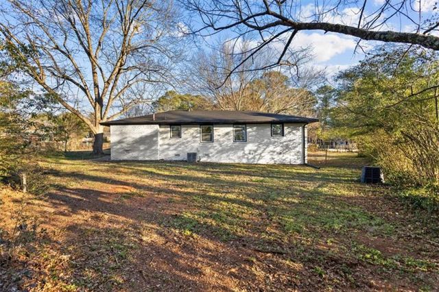 3658 Brookcrest Cir, Decatur, GA 30032