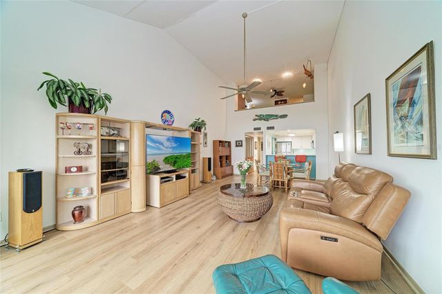 1007 GULF DRIVE N 208, Bradenton Beach, FL 34217