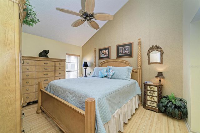 1007 GULF DRIVE N 208, Bradenton Beach, FL 34217