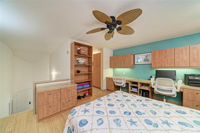 1007 GULF DRIVE N 208, Bradenton Beach, FL 34217