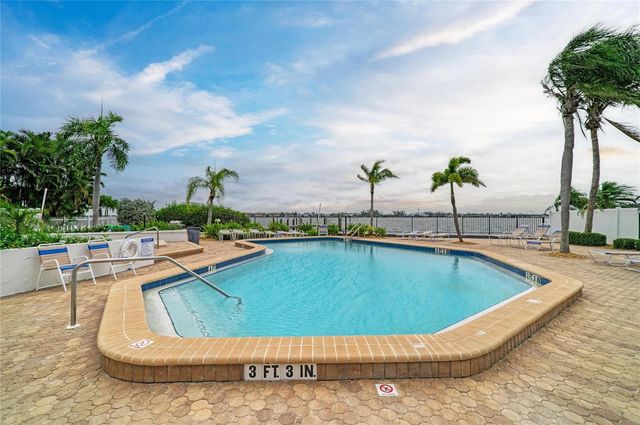 1007 GULF DRIVE N 208, Bradenton Beach, FL 34217