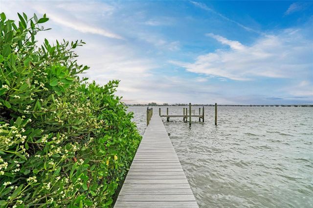 1007 GULF DRIVE N 208, Bradenton Beach, FL 34217