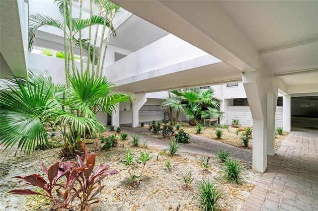 1007 GULF DRIVE N 208, Bradenton Beach, FL 34217
