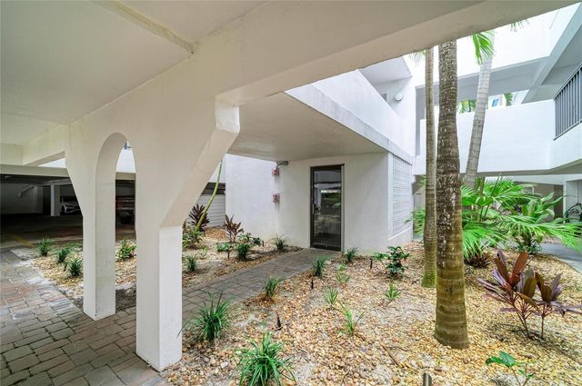 1007 GULF DRIVE N 208, Bradenton Beach, FL 34217