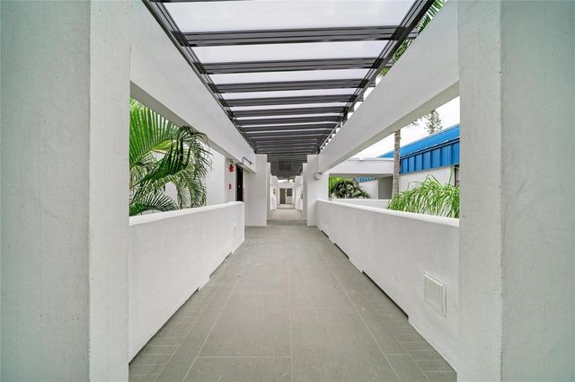 1007 GULF DRIVE N 208, Bradenton Beach, FL 34217