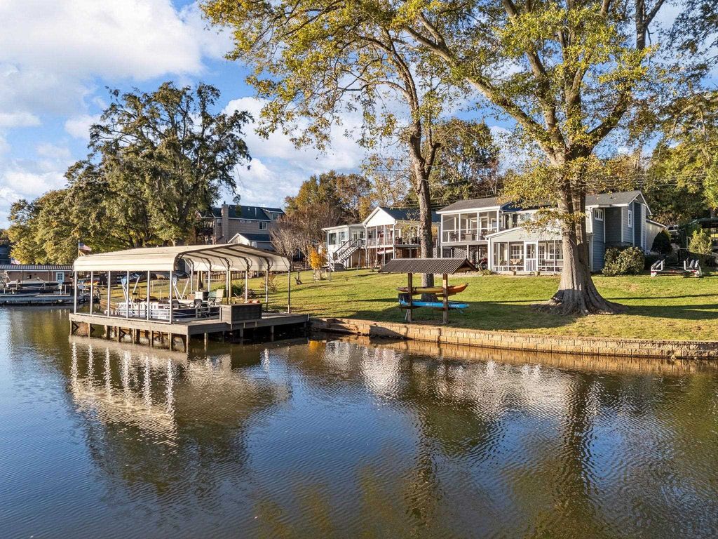 409 Lyman Lake Road, Lyman, SC 29365