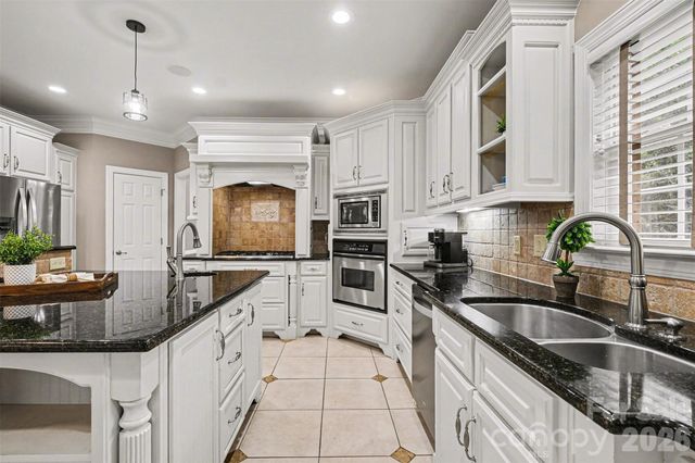 821 Savile Lane, Fort Mill, SC 29715