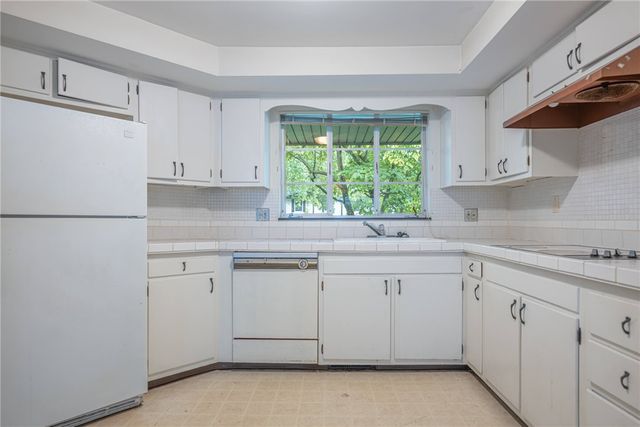21 Lynn Rae Circle, Dayton, OH 45458