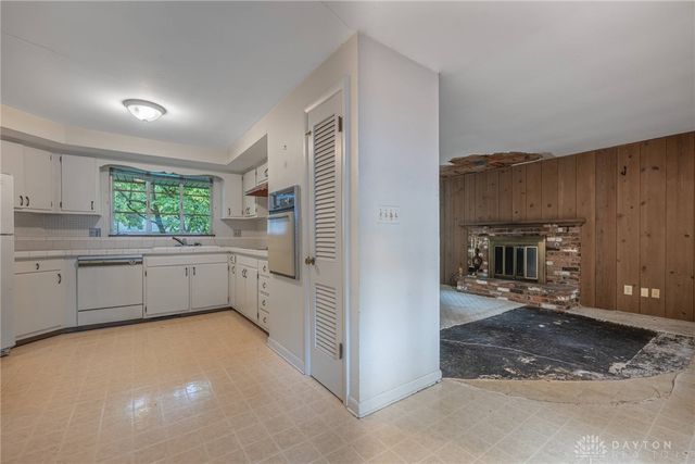 21 Lynn Rae Circle, Dayton, OH 45458