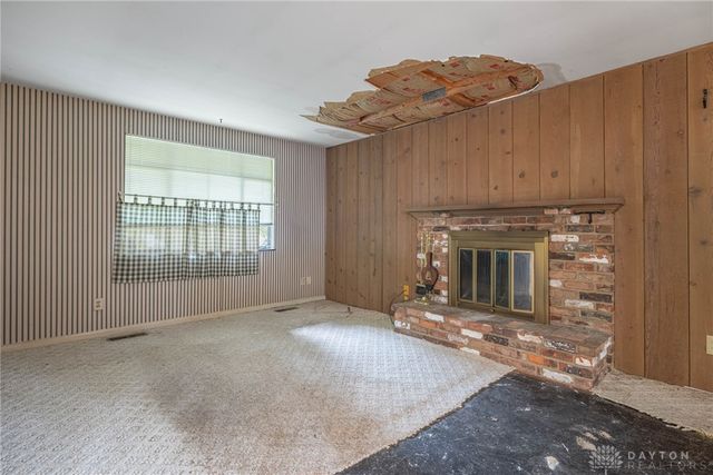 21 Lynn Rae Circle, Dayton, OH 45458