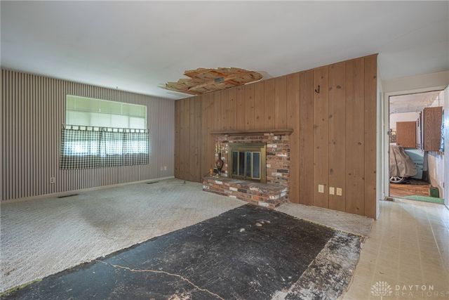 21 Lynn Rae Circle, Dayton, OH 45458