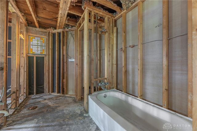 21 Lynn Rae Circle, Dayton, OH 45458