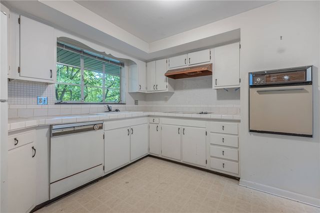 21 Lynn Rae Circle, Dayton, OH 45458
