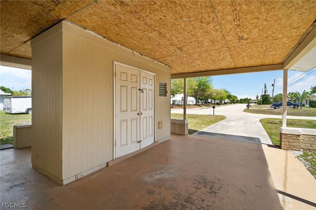 414 NE 15th PL, Cape Coral, FL 33909