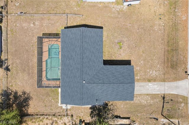 414 NE 15th PL, Cape Coral, FL 33909