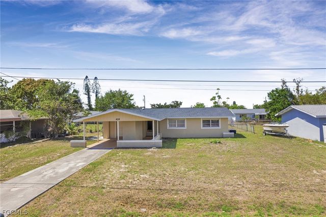 414 NE 15th PL, Cape Coral, FL 33909