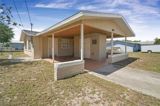 414 NE 15th PL, Cape Coral, FL 33909