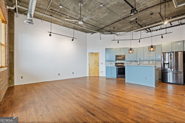 3235 Roswell Road NE 818, Atlanta, GA 30305