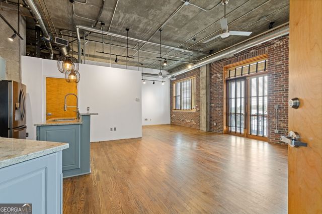 3235 Roswell Road NE 818, Atlanta, GA 30305