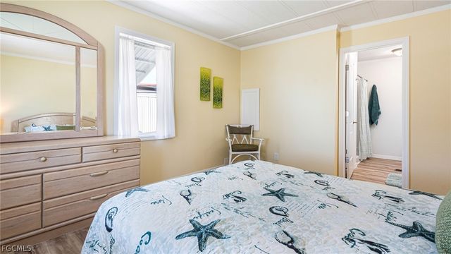 5634 Captain John Smith LOOP, North Fort Myers, FL 33917