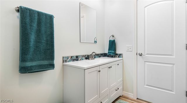 5634 Captain John Smith LOOP, North Fort Myers, FL 33917