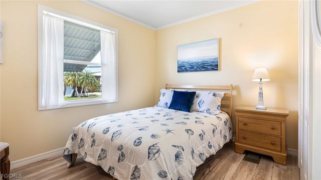 5634 Captain John Smith LOOP, North Fort Myers, FL 33917