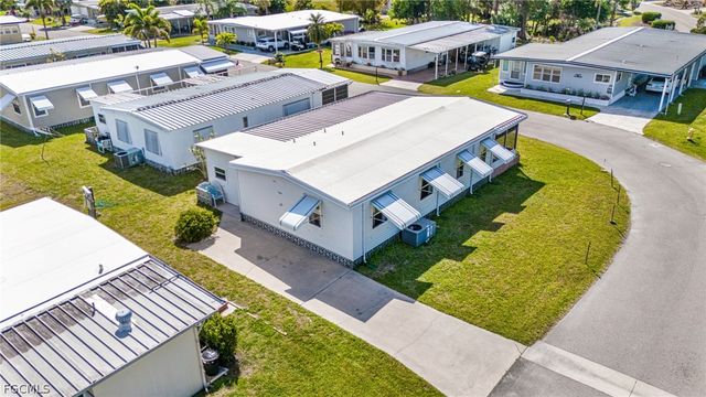 5634 Captain John Smith LOOP, North Fort Myers, FL 33917