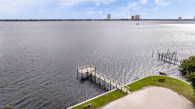 5634 Captain John Smith LOOP, North Fort Myers, FL 33917