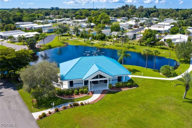 5634 Captain John Smith LOOP, North Fort Myers, FL 33917