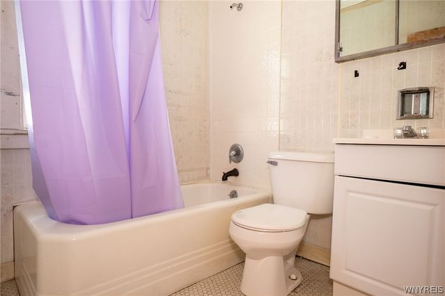 118 Hedwig Avenue, Cheektowaga, NY 14211
