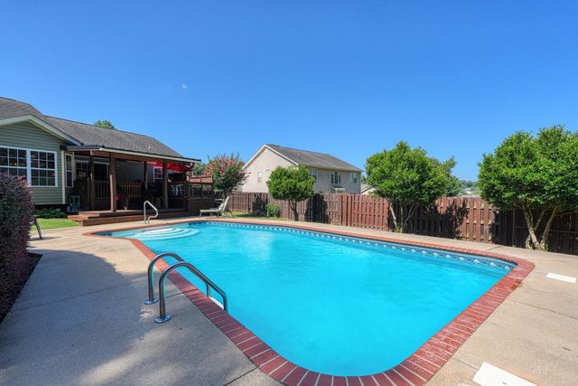 149 Fagans Creek Drive, Inman, SC 29349