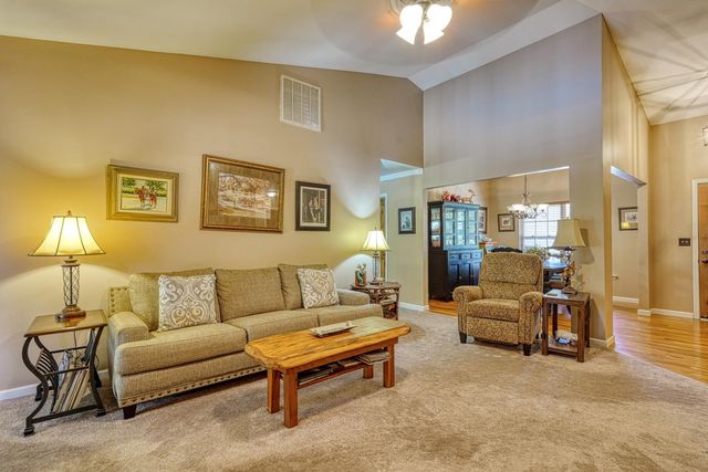 149 Fagans Creek Drive, Inman, SC 29349