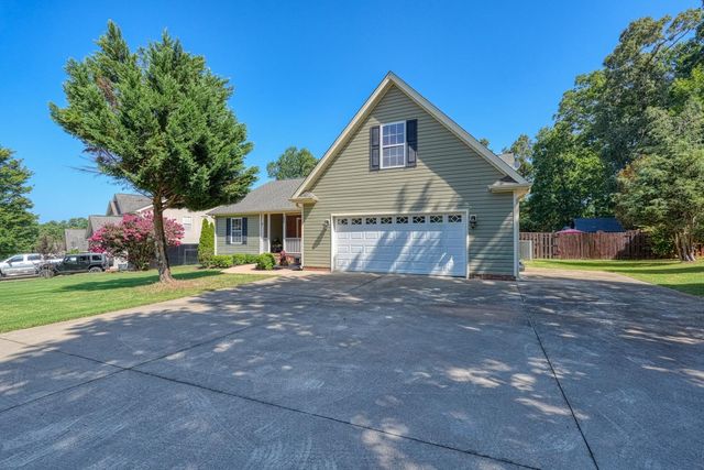 149 Fagans Creek Drive, Inman, SC 29349
