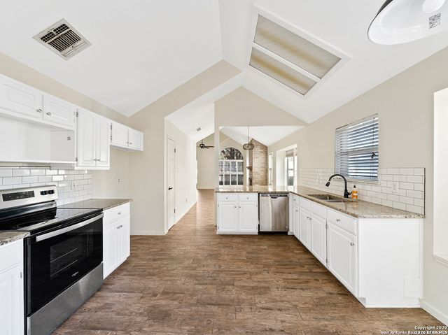 21142 Sierra Crest, San Antonio, TX 78259