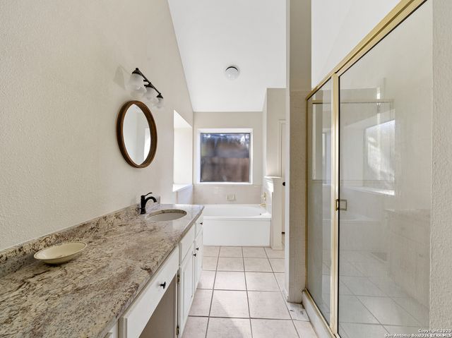 21142 Sierra Crest, San Antonio, TX 78259