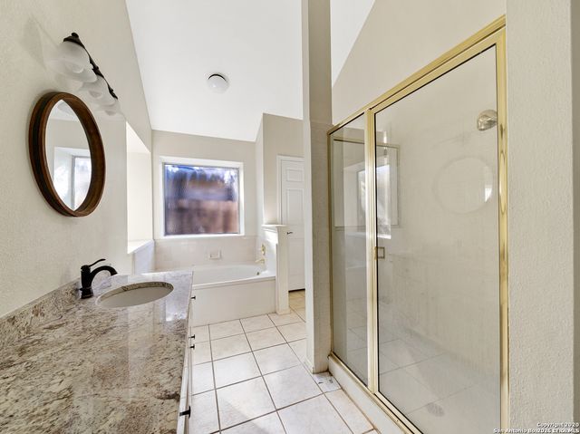 21142 Sierra Crest, San Antonio, TX 78259