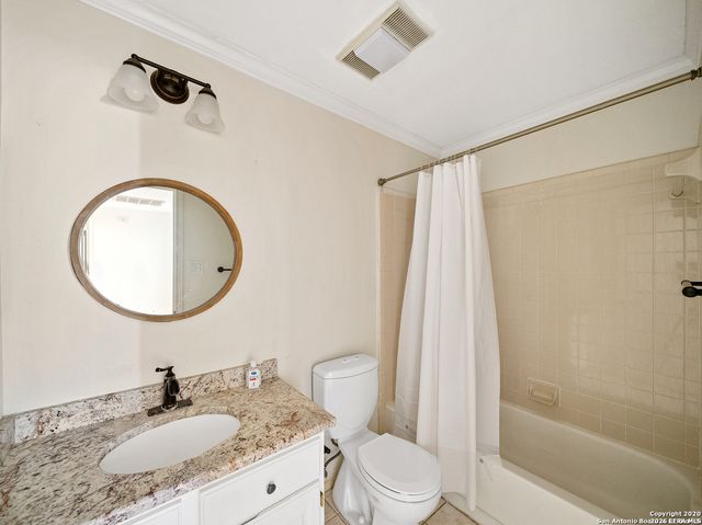 21142 Sierra Crest, San Antonio, TX 78259