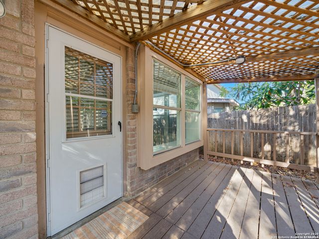 21142 Sierra Crest, San Antonio, TX 78259