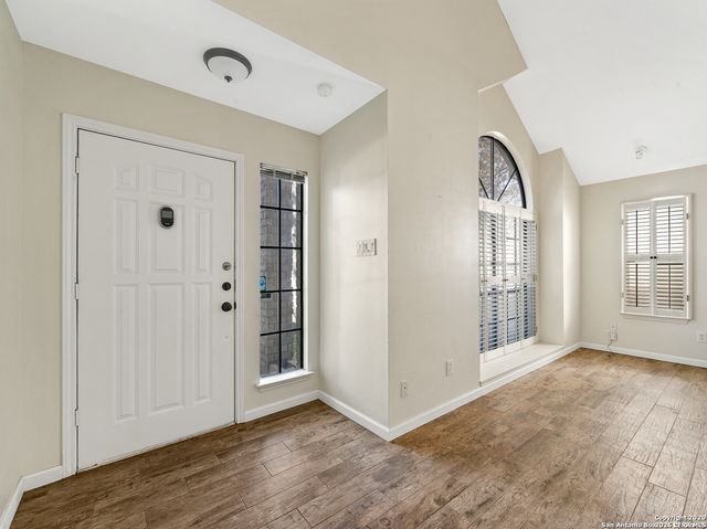 21142 Sierra Crest, San Antonio, TX 78259