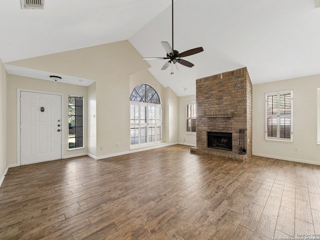 21142 Sierra Crest, San Antonio, TX 78259