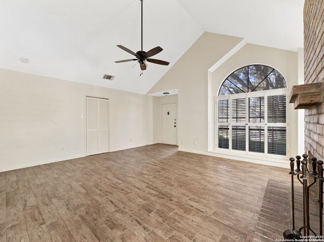 21142 Sierra Crest, San Antonio, TX 78259
