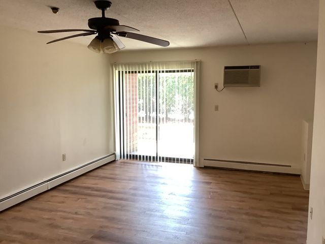 50 Cambridge Road 317, Woburn, MA 01801