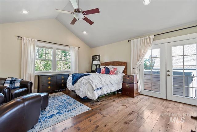 1825 W Beacon Light Rd, Eagle, ID 83616