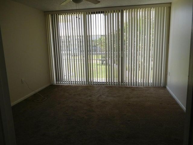 2561 Village Boulevard 306, West Palm Beach, FL 33409